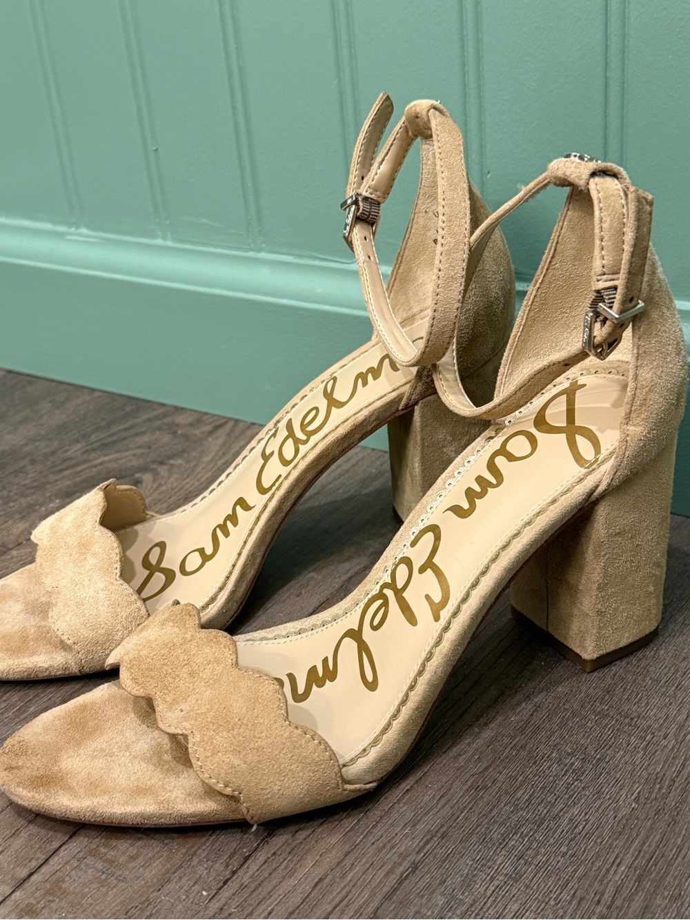 Sam Edelman Beige Suede Scallop Block Heel Sandals